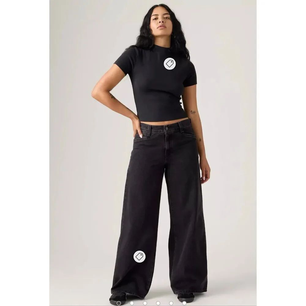 Levi’s NWT ‘94 Baggy wide leg jeans 28